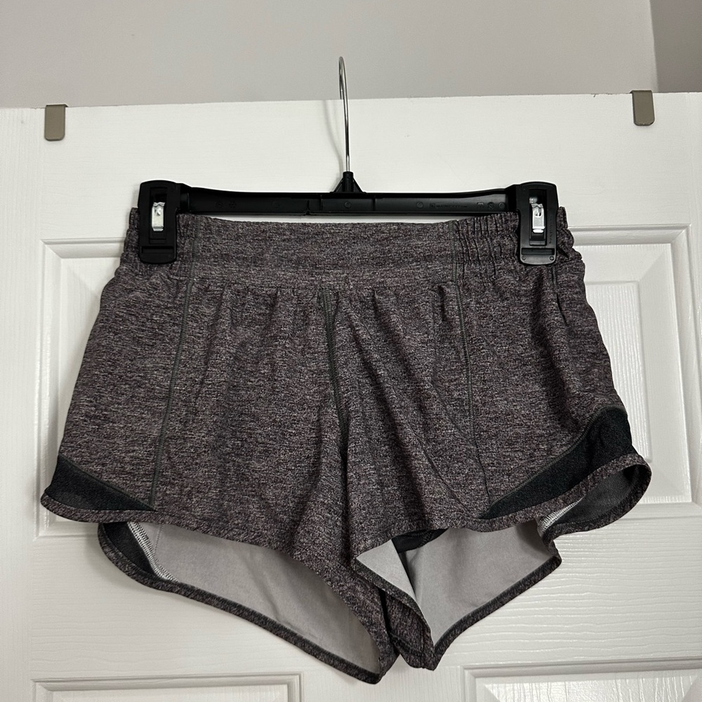 Lululemon hotty hot shorts grey size 6